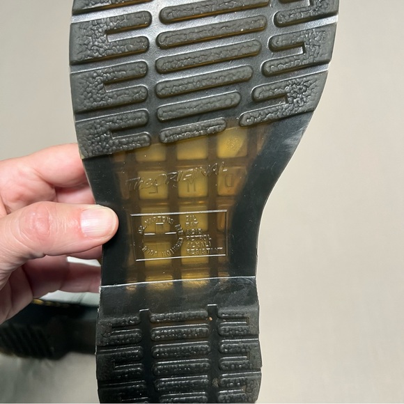 Dr. Martens 1460 White Leather Lace-Up Combat Boots • Women’s 8 (EU 39) - Picture 10 of 15